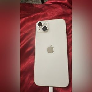 Selling used iPhone 14 plus 128 gb